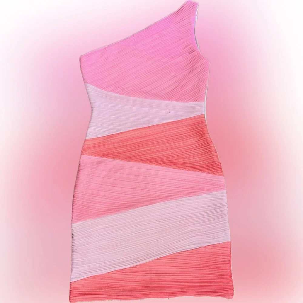 EUC BCBG Maxazria SZ M single shoulder A-line dress, bust 33”-38”/waist 28”-32” - Picture 3 of 3